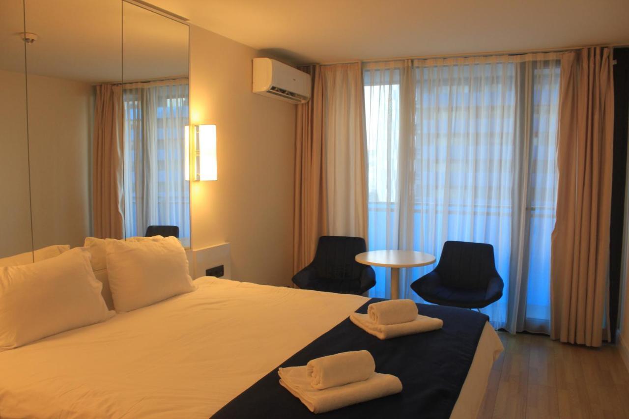 Luxe Apartment Batumi Sea Front Exterior foto